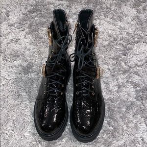 Faux Leather Crocodile Print Pattern Combat Boots